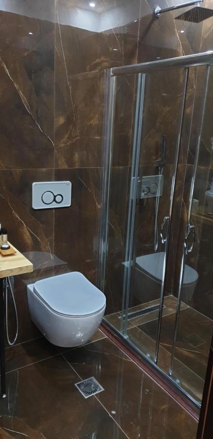 Comfort Hotel Fier Zewnętrze zdjęcie