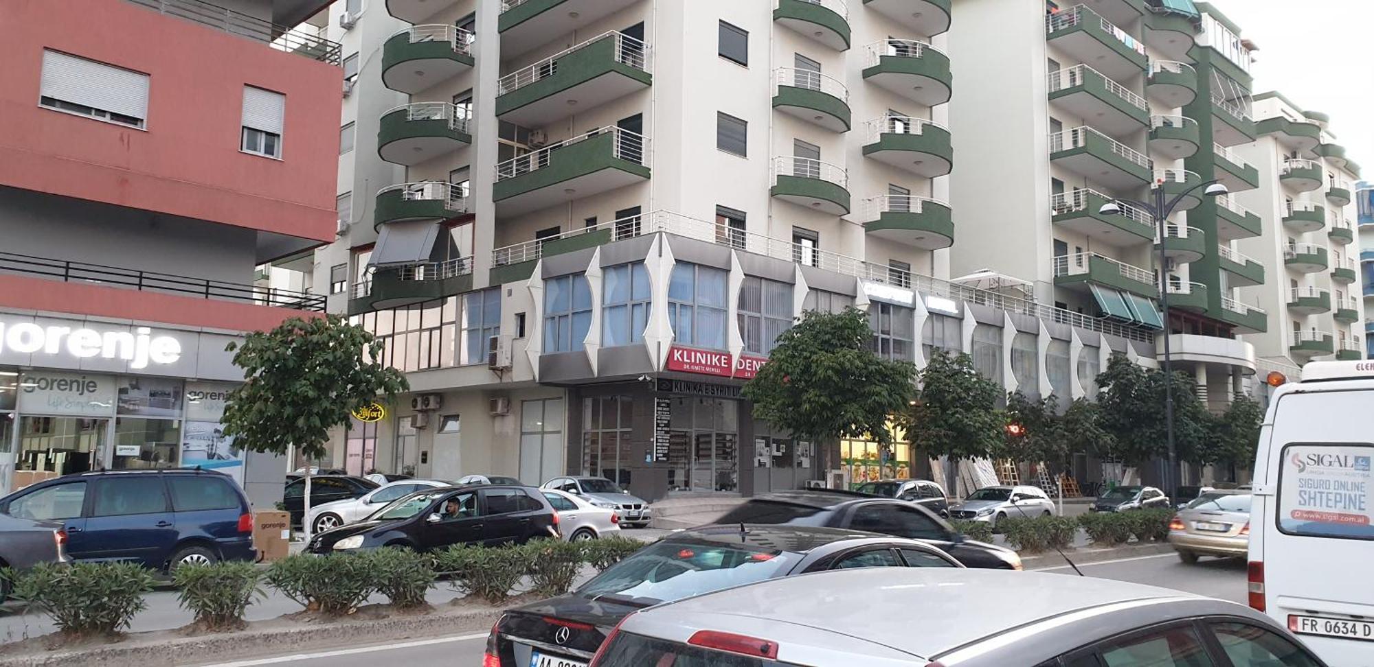 Comfort Hotel Fier Zewnętrze zdjęcie