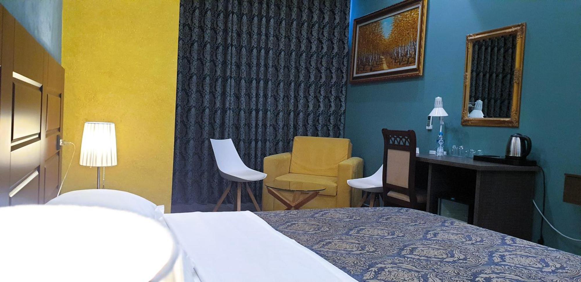 Comfort Hotel Fier Zewnętrze zdjęcie